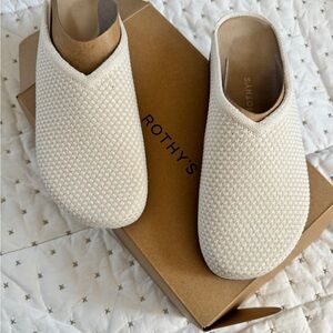 Rothy's Cream Clogs - Mules New 12 Slip-On Shoes